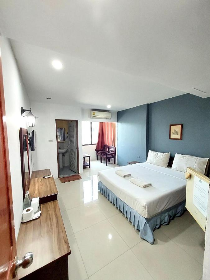 Traveller Inn Hotel Chiang Mai Extérieur photo