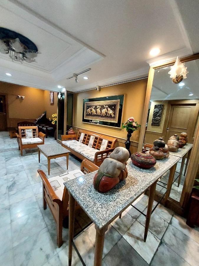 Traveller Inn Hotel Chiang Mai Extérieur photo