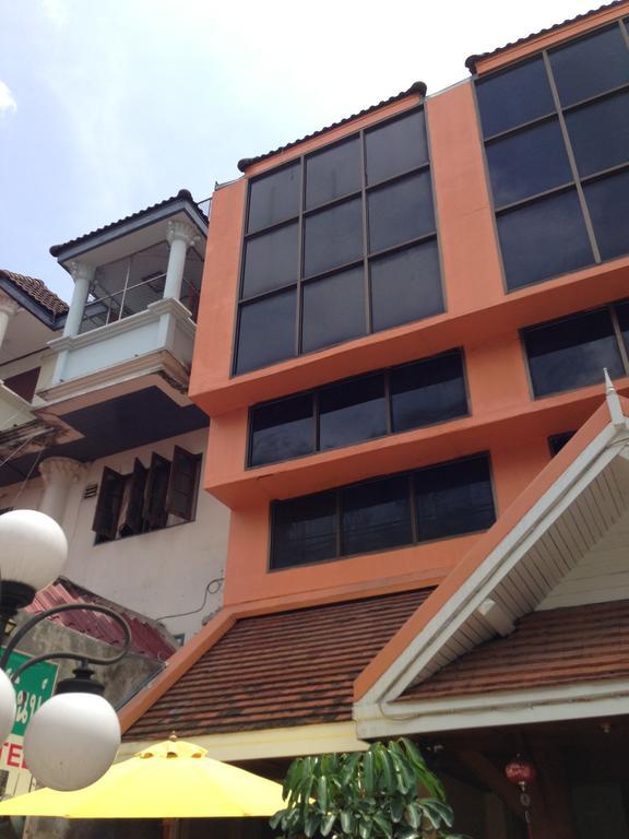 Traveller Inn Hotel Chiang Mai Extérieur photo