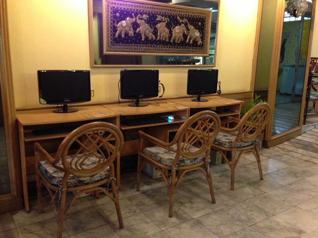 Traveller Inn Hotel Chiang Mai Extérieur photo