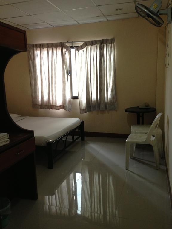 Traveller Inn Hotel Chiang Mai Extérieur photo