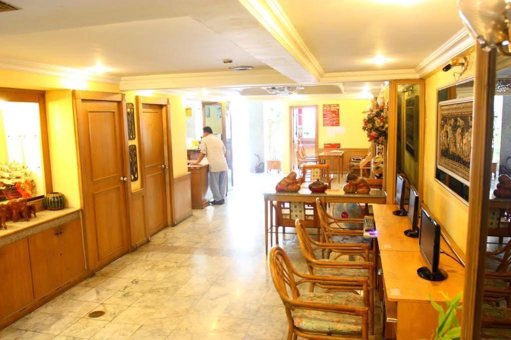 Traveller Inn Hotel Chiang Mai Extérieur photo